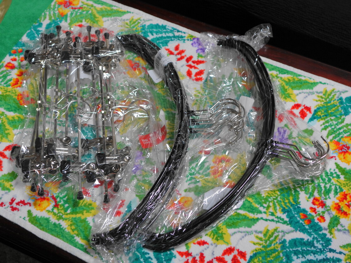 エコノミックとズボン用のマワハンガー