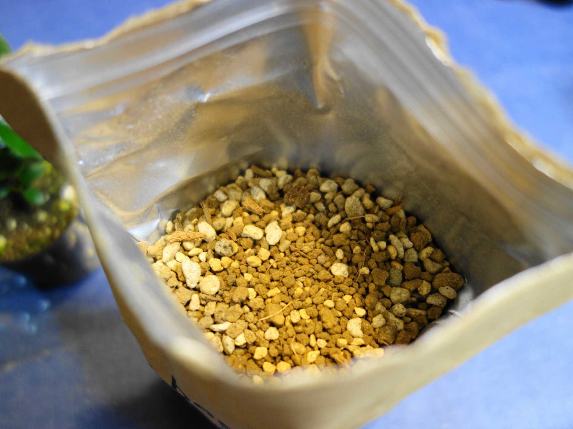 ベストソイルミックスの中身