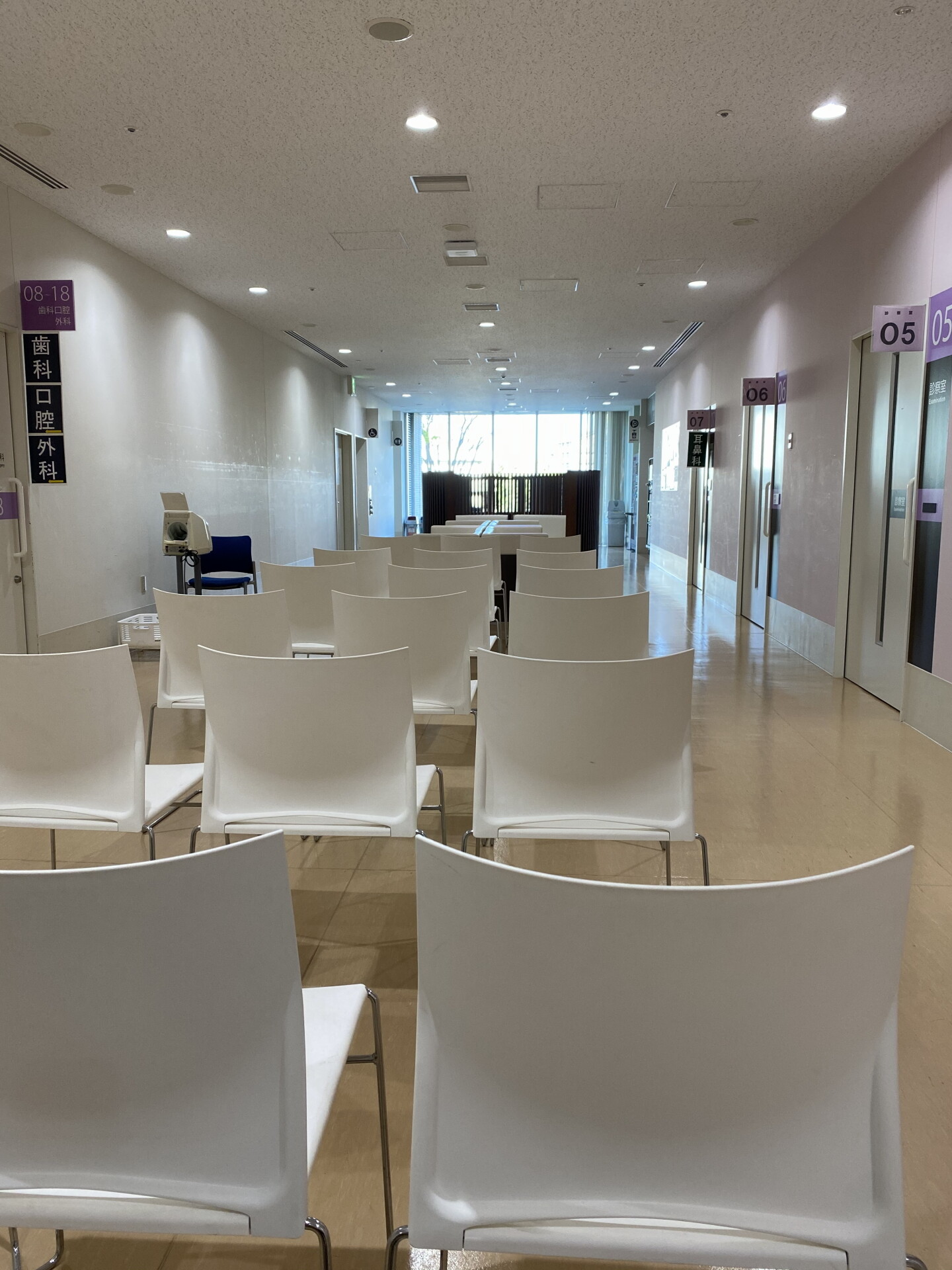 病院の待合室