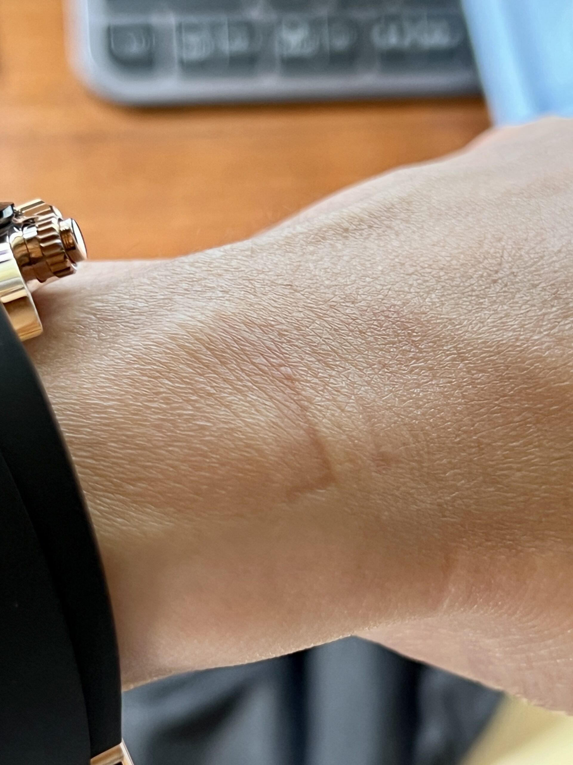 オイスターフレックスを付けた跡