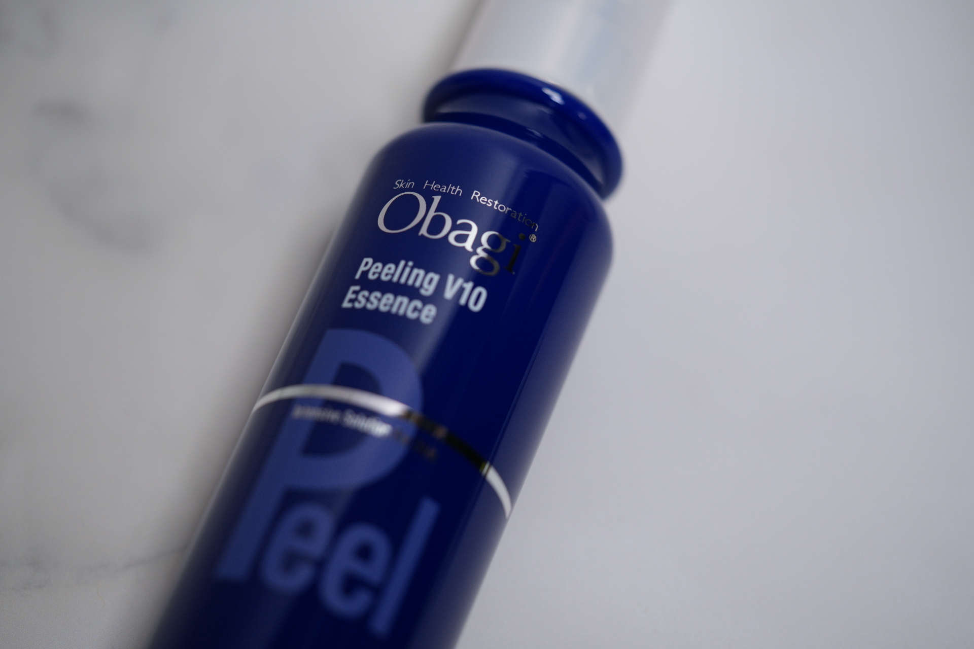 オバジのピーリングV10エッセンス